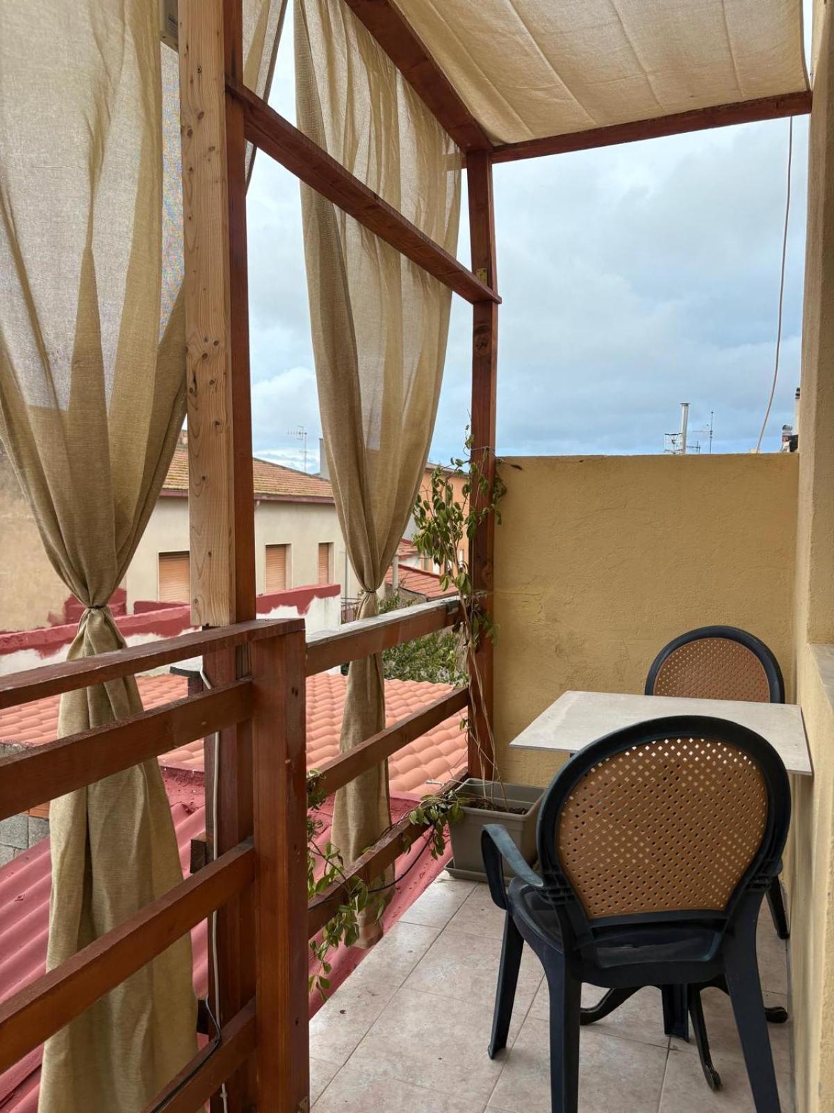 Vittorina'S Home Sorso Kültér fotó